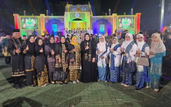 PW BKMT Riau Hadiri Pawai Ta’aruf dan Pembukaan Resmi MTQ ke-44 Provinsi Riau di Taluk Kuantan